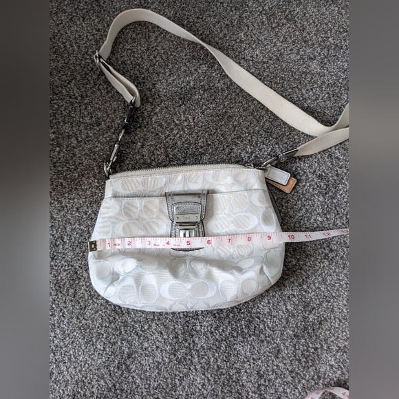 🤍 Coach bag🤍 - Picture 9 of 10